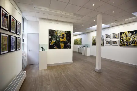 Symbolic Journeys - Traversing the Landscape of Ancient Motifs